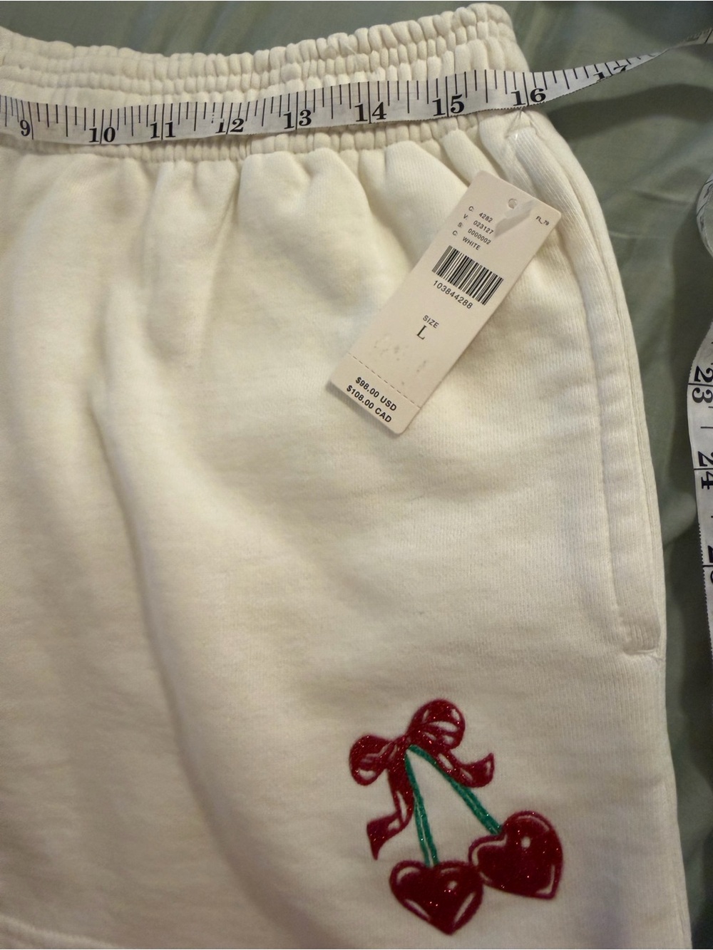 SOLD / Beach Riot Malik Pull-On Shorts in Ivory Red Cherry Bow, NWT, Large. $98 - Picture 11 of 16